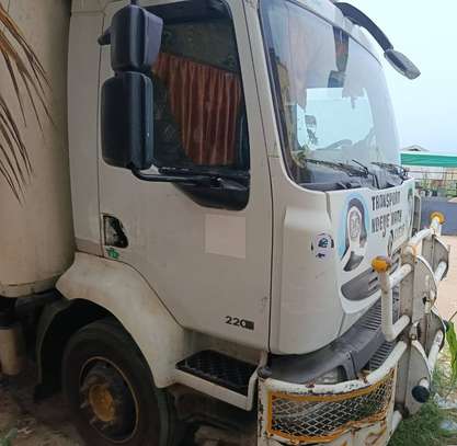 Camion frigorifique image 5