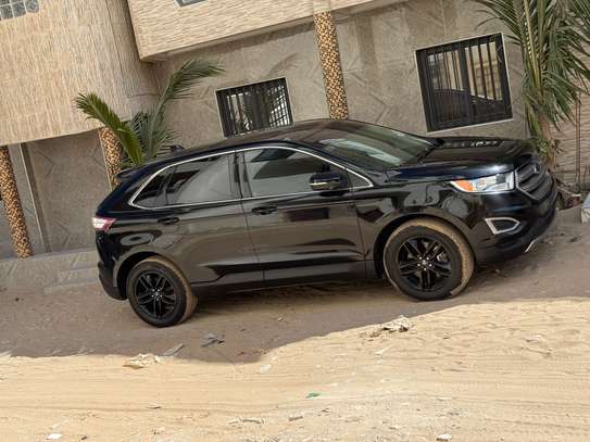 Ford Edge all black image 15