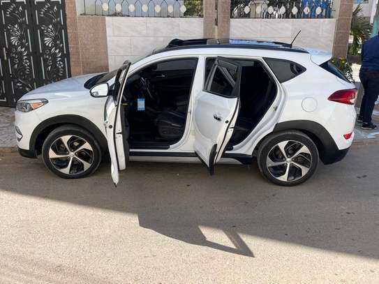 Hyundai Tucson 2016 image 2