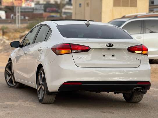 KIA FORTE EX 2017 image 6