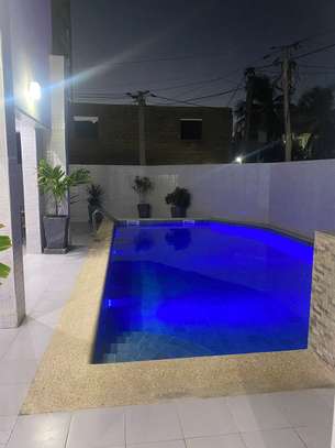 Somptueux Villa F5 avec piscine à louer au virage image 6