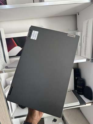 Lenovo ThinkPad IdeaPad Flex 5 - AMD RYZEN 5 image 1