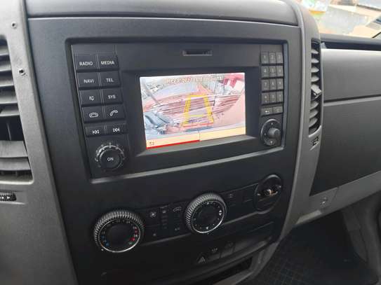 Mercedes sprinter image 7