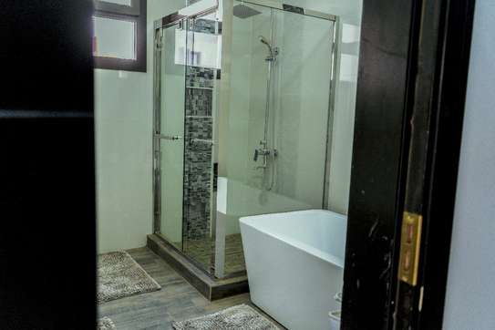 Appartement F5 non meublé à louer à Yoff, près de ker yoff image 5