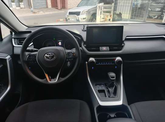 Toyota Rav 4 2021 image 10