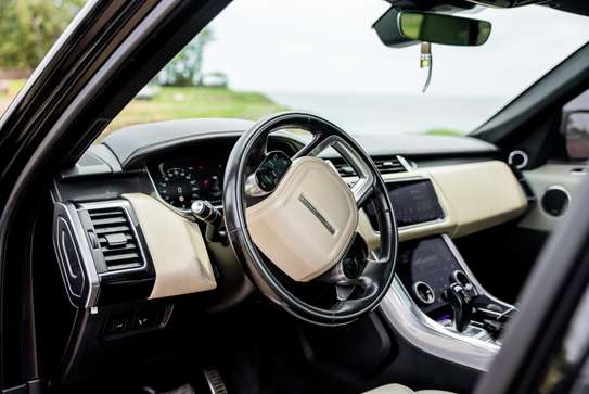 Range Rover sport autobiographie image 2