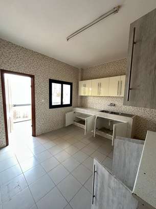 Appartement grand sanding F5 a louer aux Almadies image 10