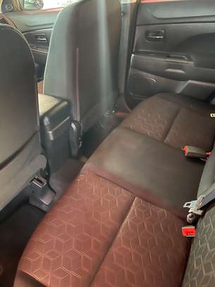 2020 Mitsubishi outlander/RVR image 11
