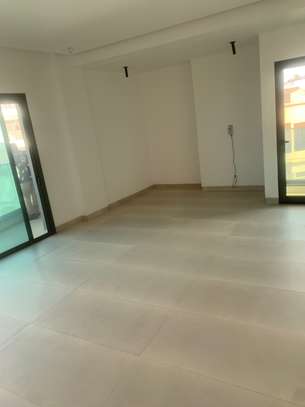 Magnifique Appartement à louer à yoff image 14