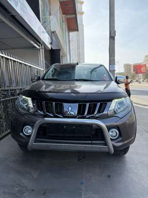 Mitsubishi L200 2018 image 1