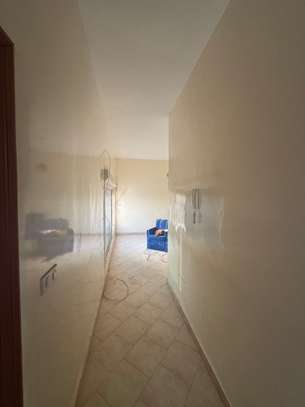 Villa R+1 à Louer à Ndayane image 7