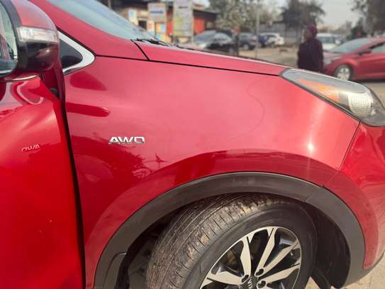KIA SPORTAGE EX 2018 image 8