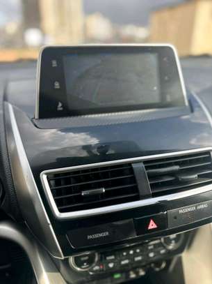 Mitsubishi Eclipse image 10