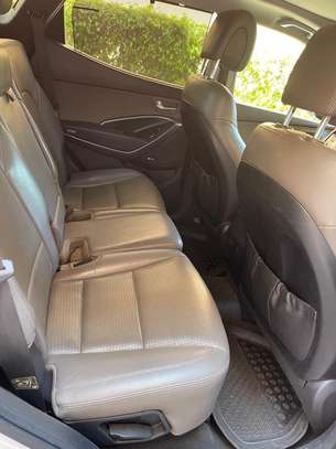 Hyundai Santa Fe 2017 image 9