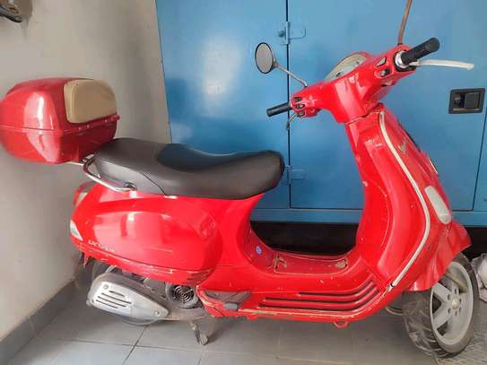 Scooter vespa image 1