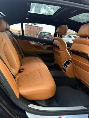 BMW SÉRIE 740i 2021 image 4