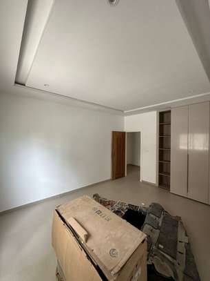Appartements sur immeuble R+2 au virage image 12