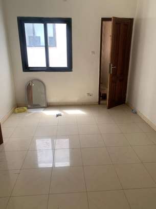 Appartement spacieux aux Almadies (derrière la BIS) image 9