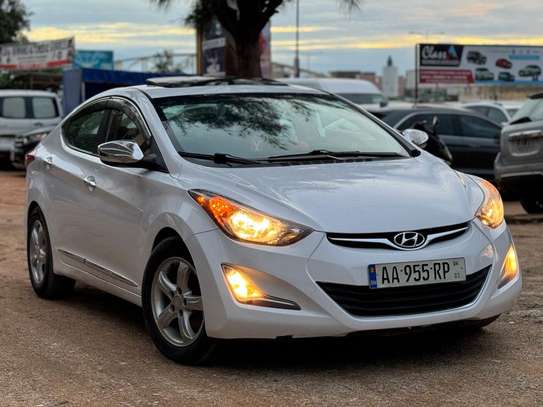 Hyundai avante image 3