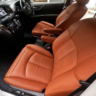 Nissan Elgrand 7 Places 2018 image 7