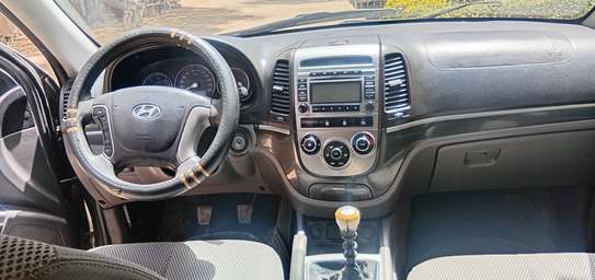 SANTA FE CARROSERIE ET INTERIEUR IRREPROCHABLES image 5