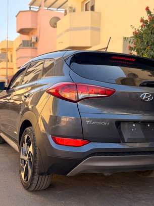 Hyundai Tucson image 4