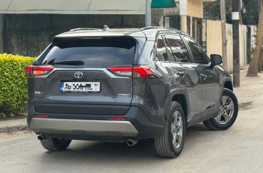 toyota rav 4 hybride 2022 image 10