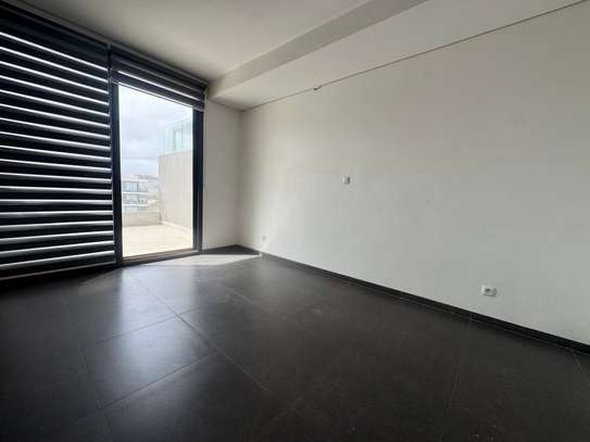 Duplex avec grand terrasse à louer aux Almadie corniche image 5