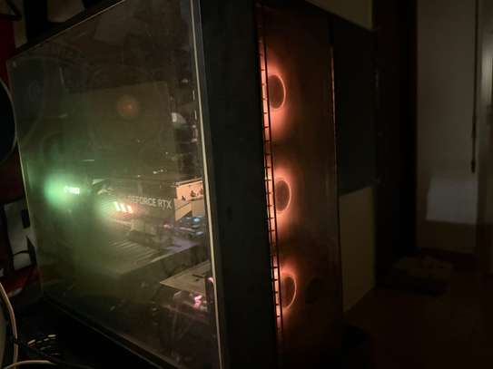 PC GAMING ULTRAS PERFORMANCE image 2