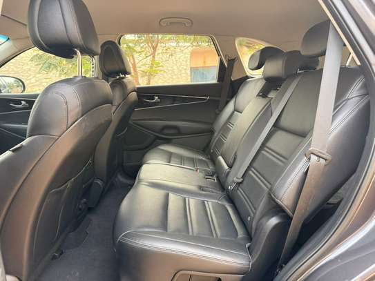 Kia sorento  2017 *5places Version 4x4 image 7