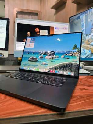 MacBook Pro 16 M3 image 4