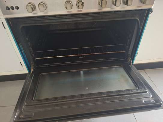 Cuisiniere 5 feux a liquider pour renivation image 3