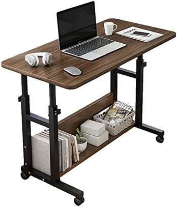 Bureau mobile réglable pour ordinateur image 2