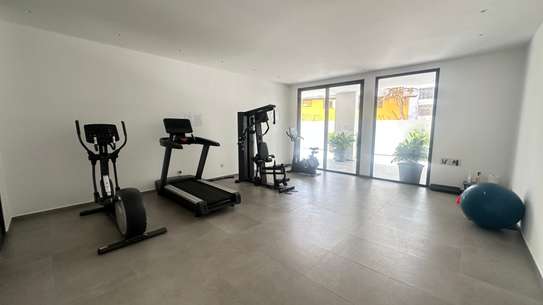 Appartement F4 à louer aux Almadies route King fahd image 4