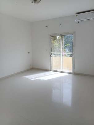 APPARTEMENT A LOUER AUX ALMADIES image 6