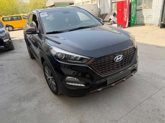 Hyundai tucson image 13