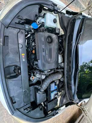 Kia stonic Année 2018 image 13