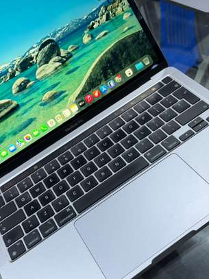 MacBook Pro 2022 1To ssd image 2