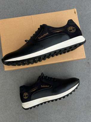 Timberland baskets noires détails dorés antidérapantes image 3