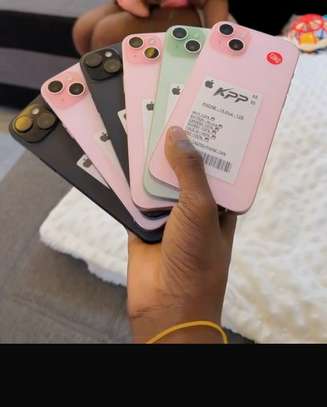 IPHONE 16 Plus  128gb image 4