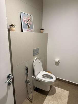 Appartement F2 meublé avec jardin aux Almadies image 6