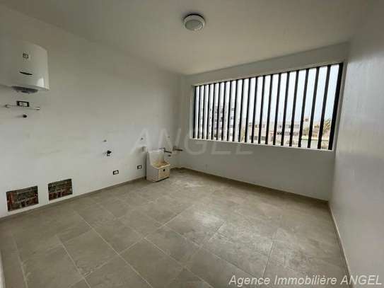 Ref_2481_PL Appartement  à louer en RDC aux Almadies image 4