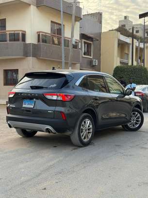 Ford Escape - Excellent état image 4