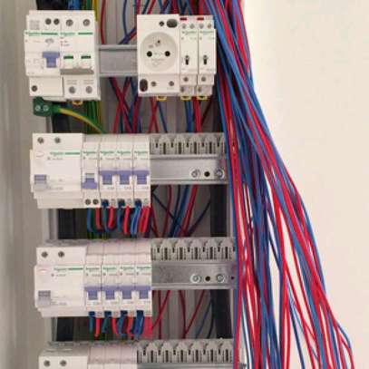 Installation et maintenance compteur électrique rapide image 4