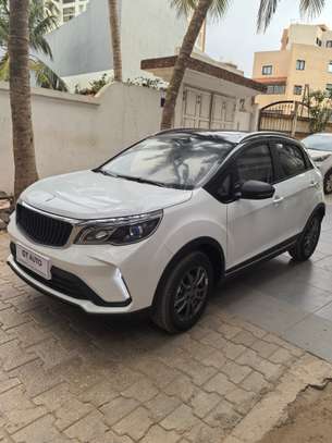 SUV compact idéal pour Yango, sociétés et particuliers image 9