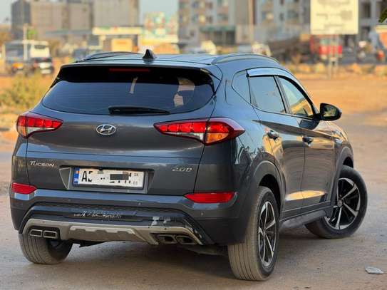 Hyundai Tucson 2017-18 image 10