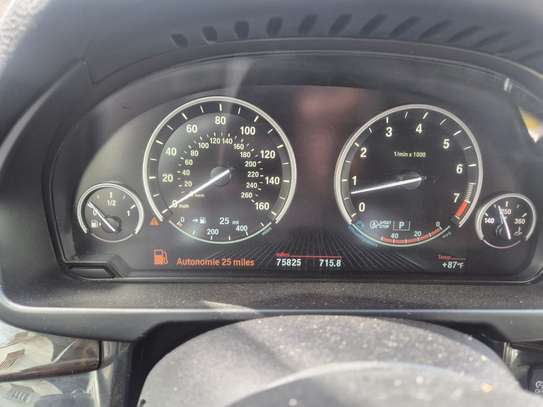 BMW X5 image 10