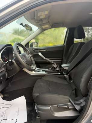 Mitsubishi éclipse image 9