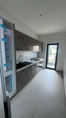 appartement 3 chambres salon aux Almadies image 3