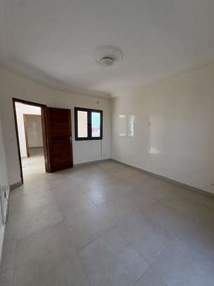 À louer - Appartement F4 à Ouakam image 3
